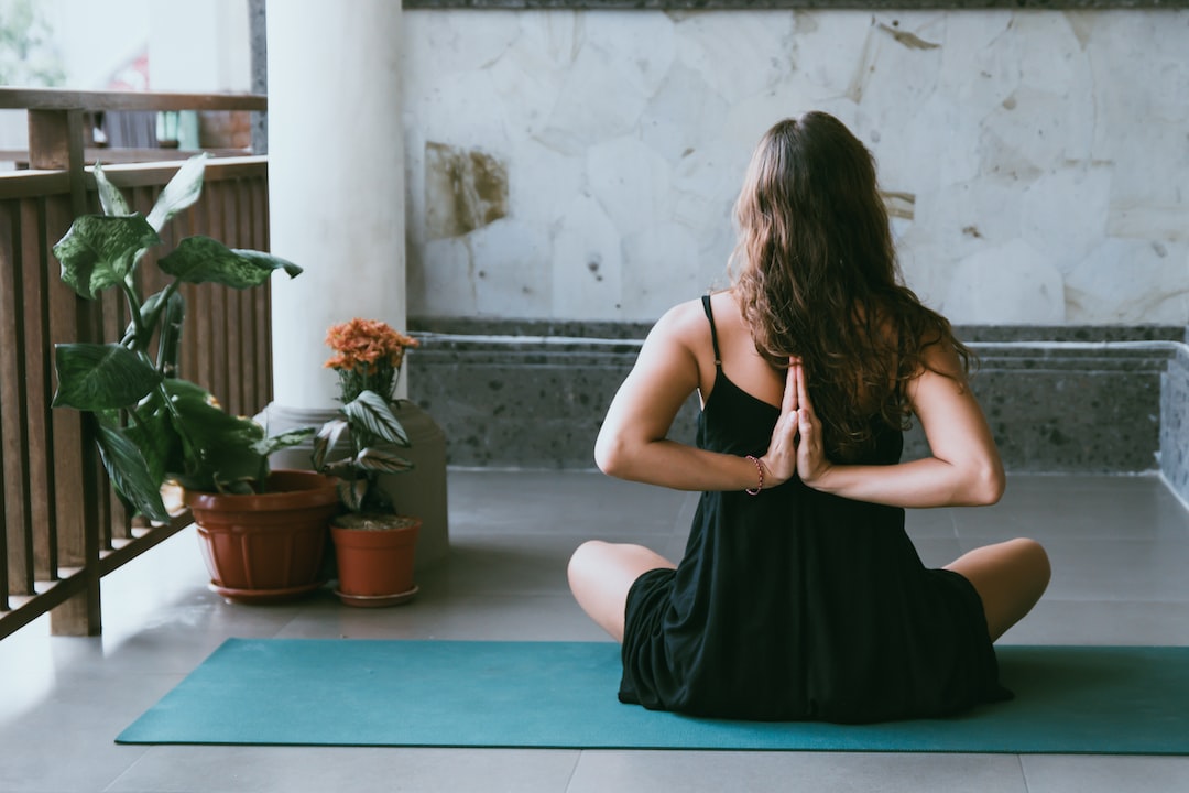 You are currently viewing Namaste with Your Pup: The Best Pet-Friendly Yoga Classes in Tampa Bay